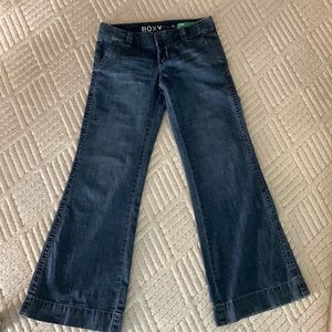 Roxy San-o Relaxed Fit Size 3 Jeans wide leg Leg Dark Wash